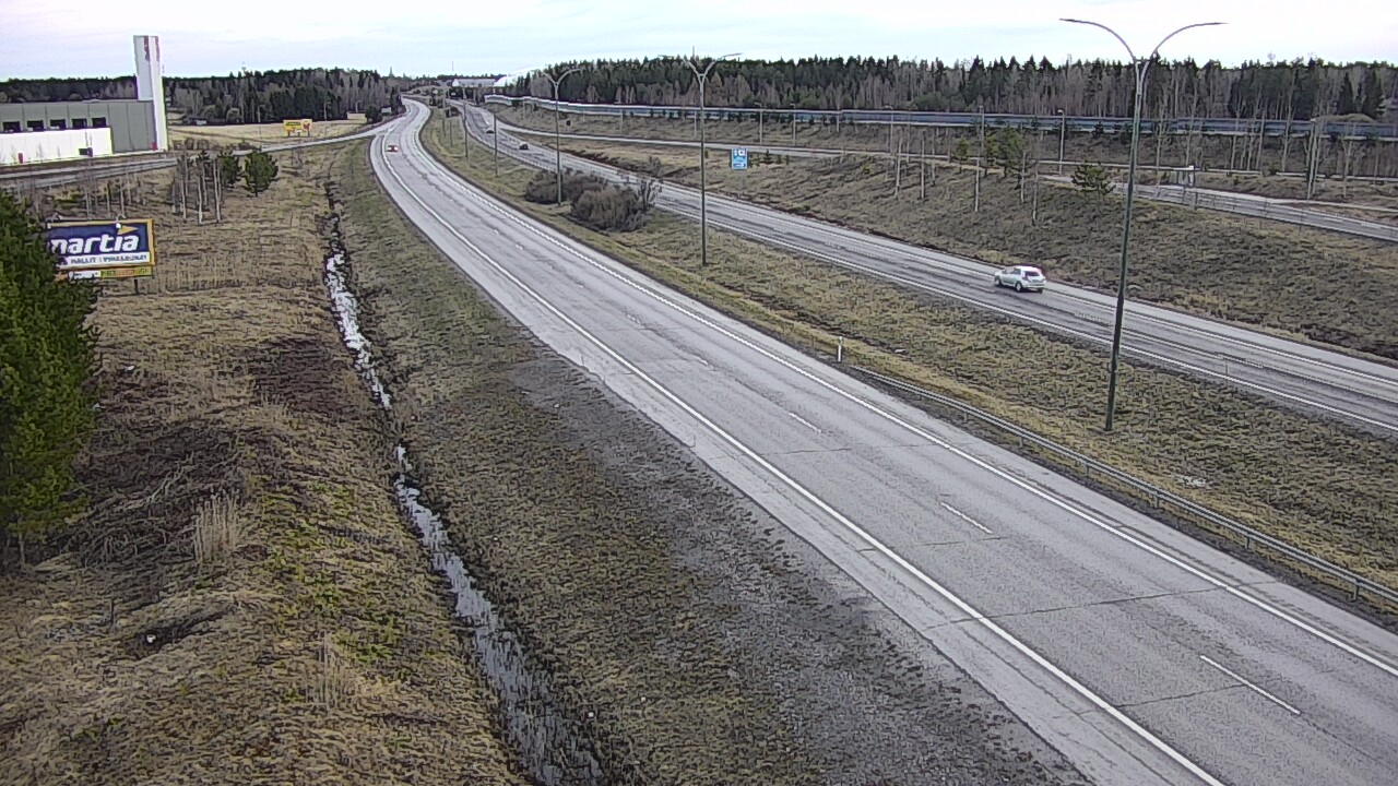 Weather Camera Image Väg 4 Kempele, Zatelliitti, Oulu, Pohjois-Pohjanmaa