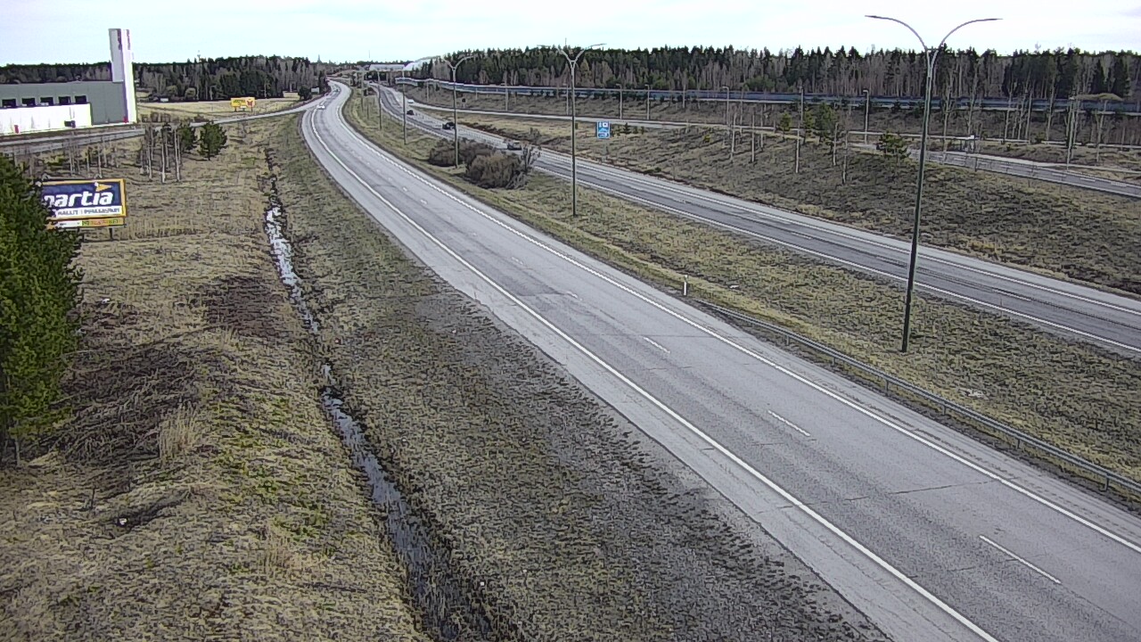 Weather Camera Image Väg 4 Kempele, Zatelliitti, Oulu, Pohjois-Pohjanmaa