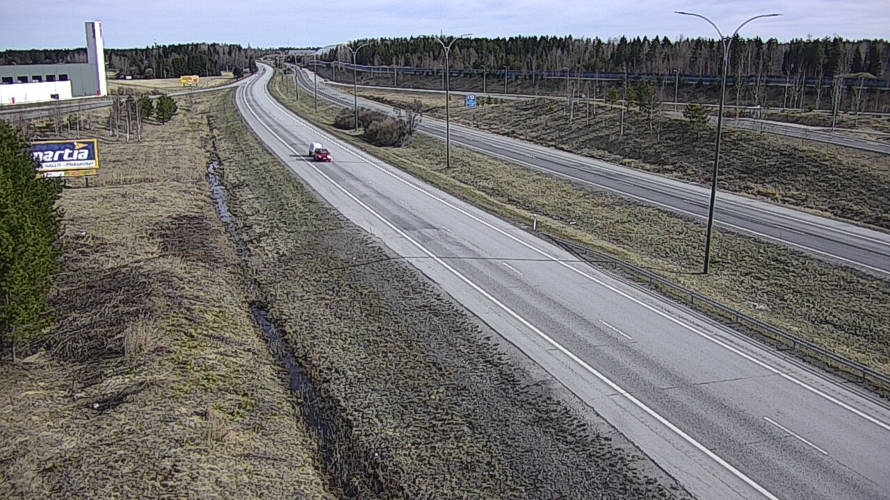 Weather Camera Image Väg 4 Kempele, Zatelliitti, Oulu, Pohjois-Pohjanmaa