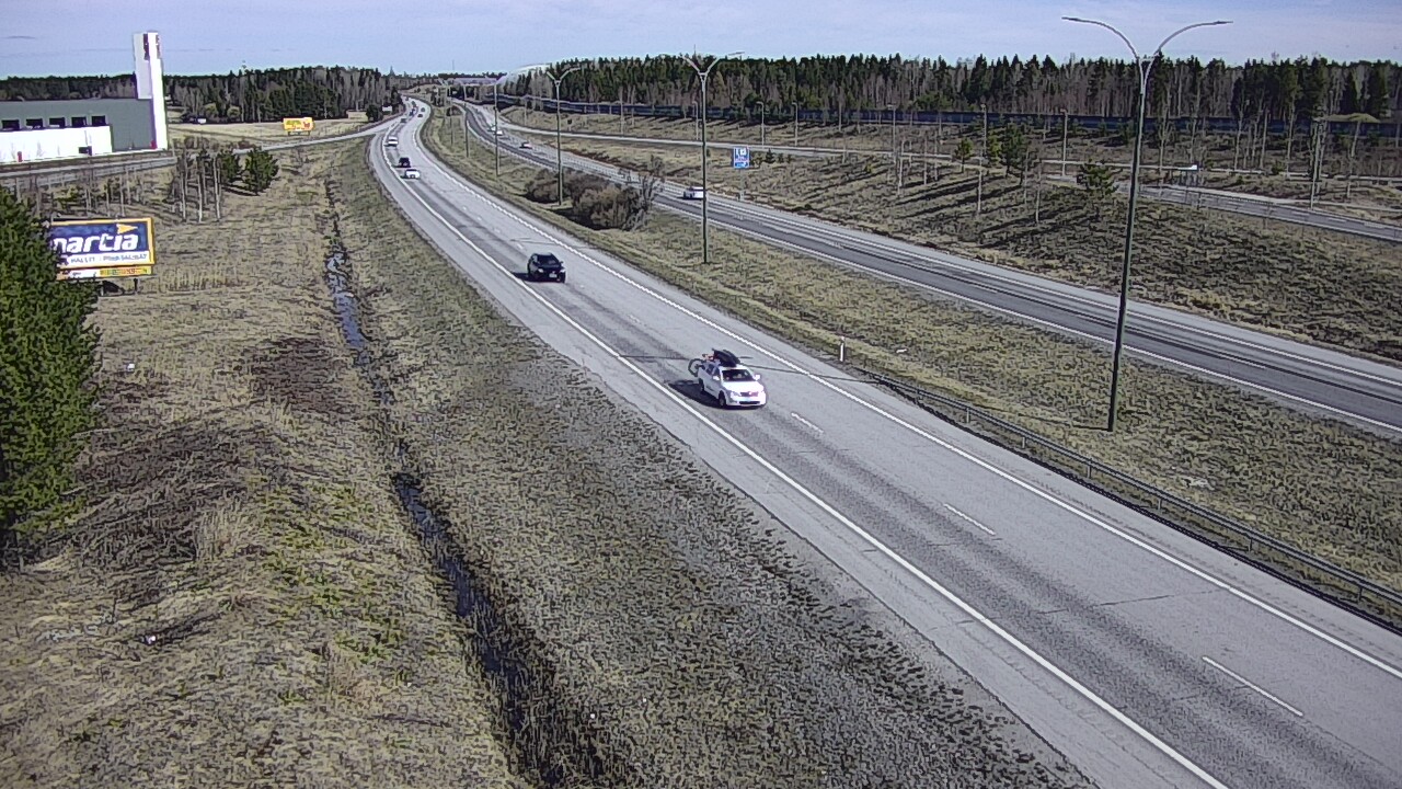 Weather Camera Image Väg 4 Kempele, Zatelliitti, Oulu, Pohjois-Pohjanmaa