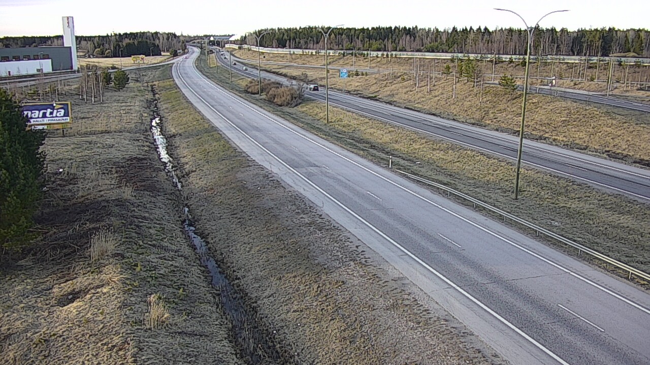 Weather Camera Image Väg 4 Kempele, Zatelliitti, Oulu, Pohjois-Pohjanmaa