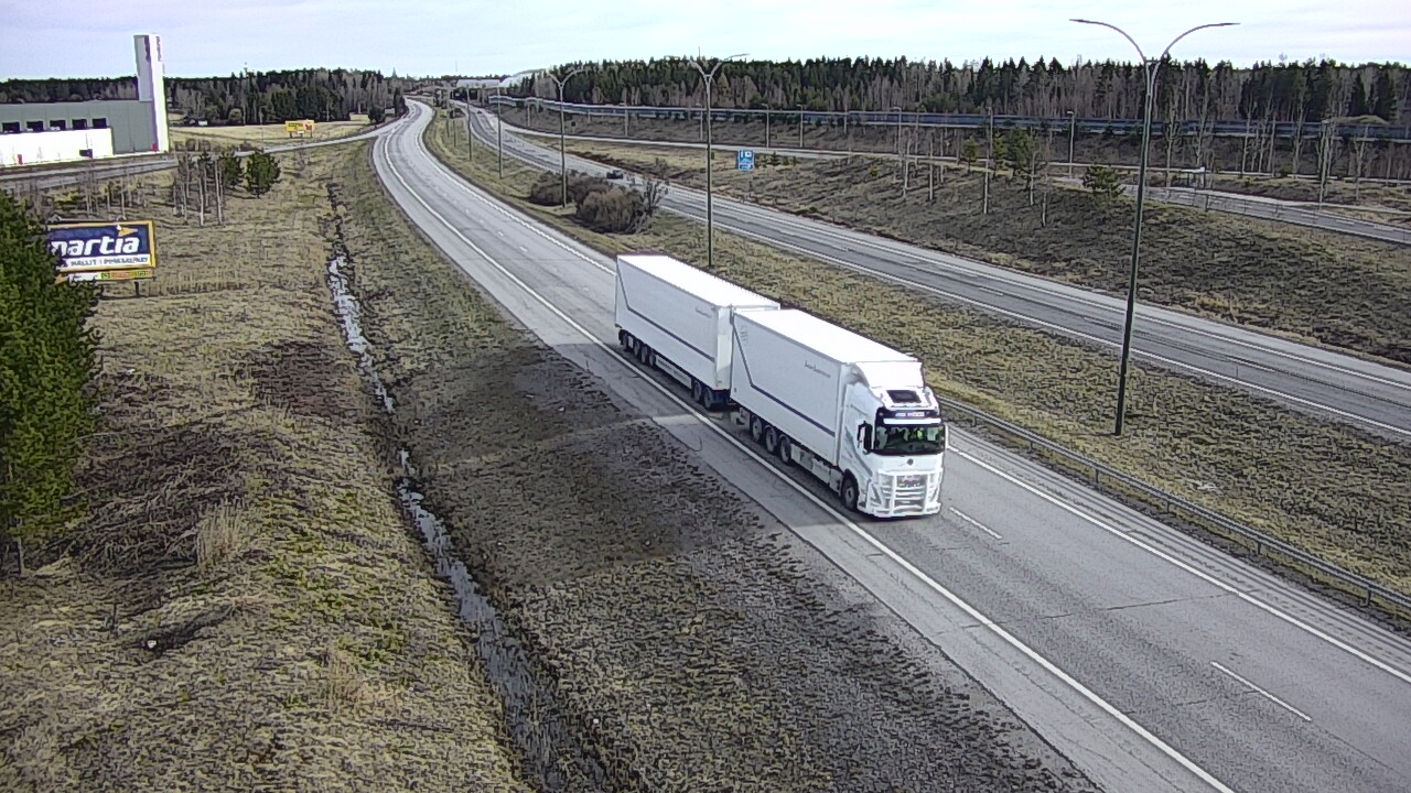 Weather Camera Image Väg 4 Kempele, Zatelliitti, Oulu, Pohjois-Pohjanmaa
