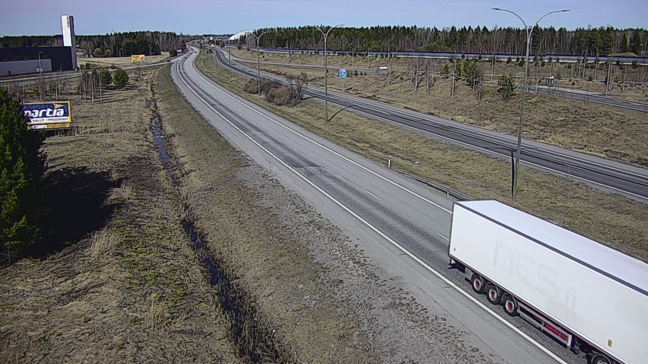 Weather Camera Image Väg 4 Kempele, Zatelliitti, Oulu, Pohjois-Pohjanmaa