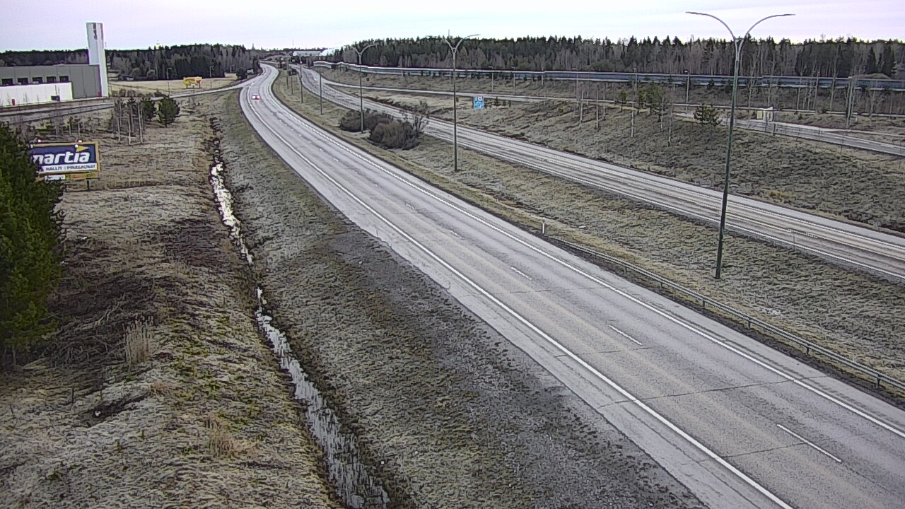 Weather Camera Image Väg 4 Kempele, Zatelliitti, Oulu, Pohjois-Pohjanmaa