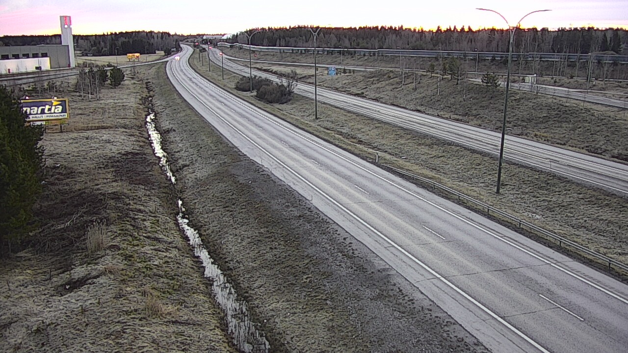 Weather Camera Image Väg 4 Kempele, Zatelliitti, Oulu, Pohjois-Pohjanmaa