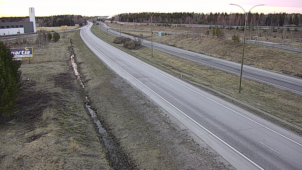 Weather Camera Image Väg 4 Kempele, Zatelliitti, Oulu, Pohjois-Pohjanmaa