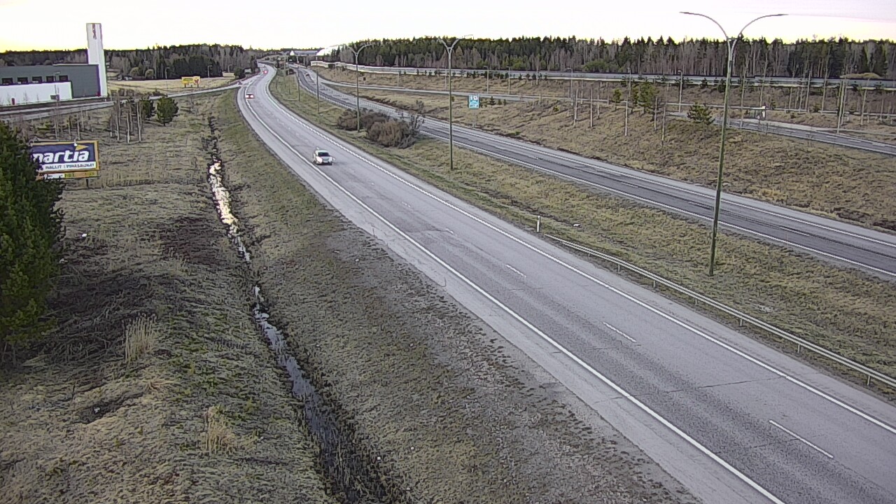 Weather Camera Image Väg 4 Kempele, Zatelliitti, Oulu, Pohjois-Pohjanmaa
