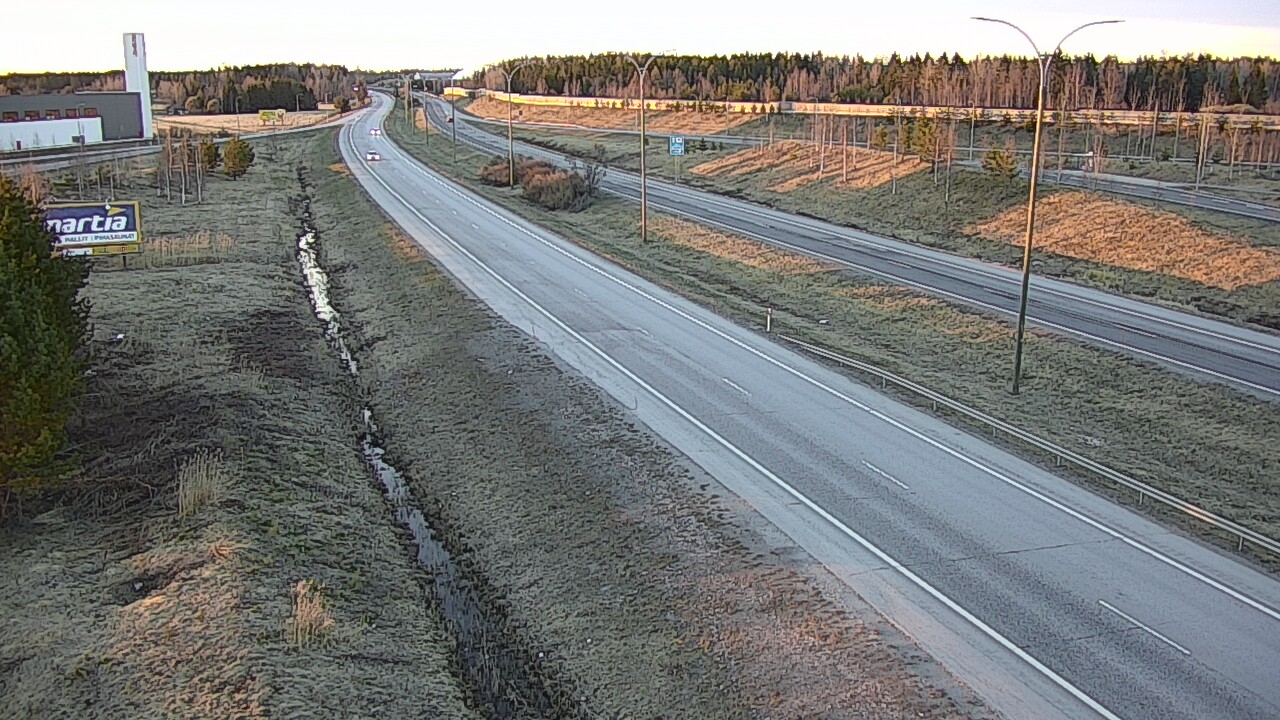 Weather Camera Image Väg 4 Kempele, Zatelliitti, Oulu, Pohjois-Pohjanmaa