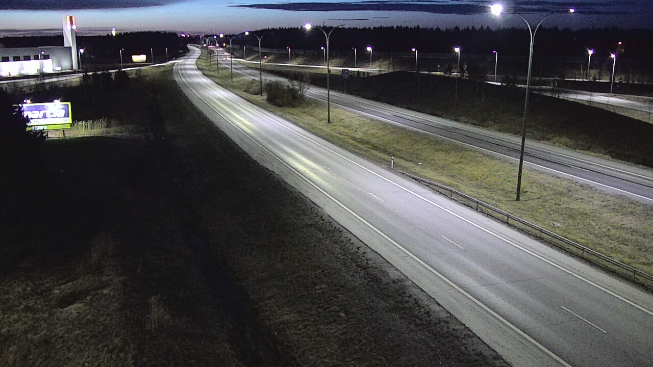 Weather Camera Image Väg 4 Kempele, Zatelliitti, Oulu, Pohjois-Pohjanmaa