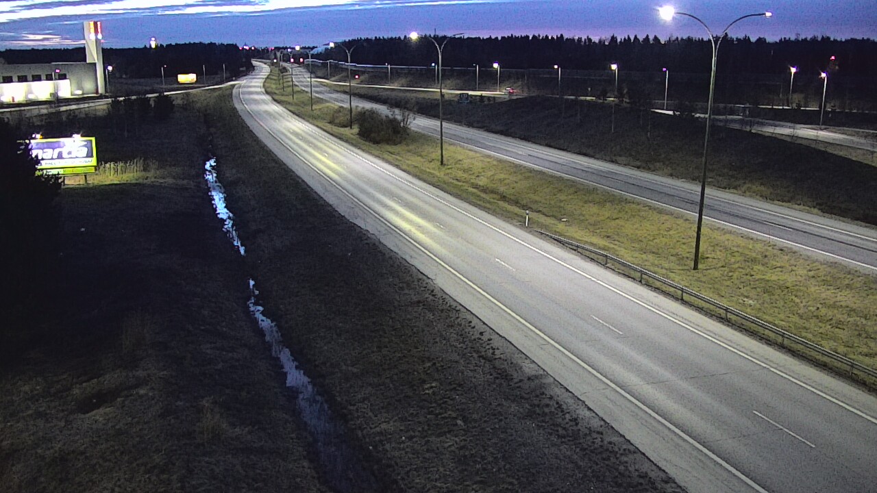 Kelikamerat Kuva Tie 4 Kempele, Zatelliitti, Oulu, Pohjois-Pohjanmaa