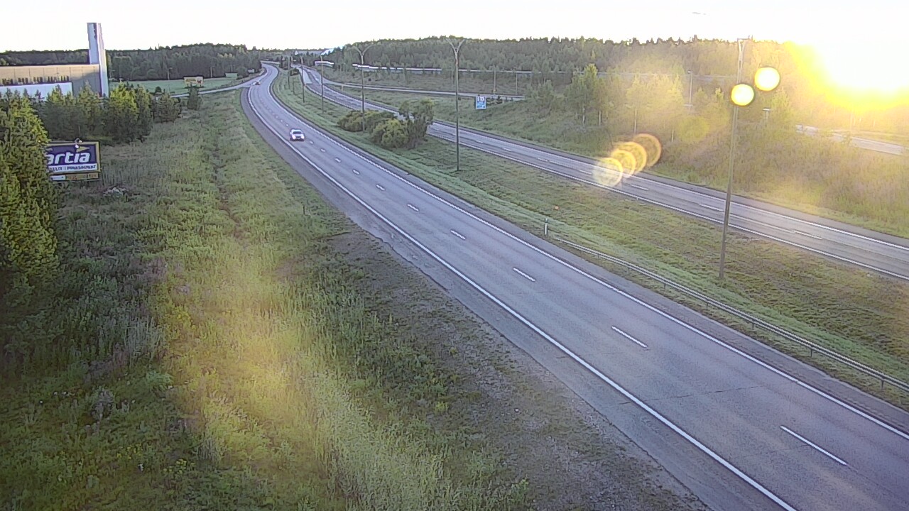 Kelikamerat Kuva Tie 4 Kempele, Zatelliitti, Oulu, Pohjois-Pohjanmaa