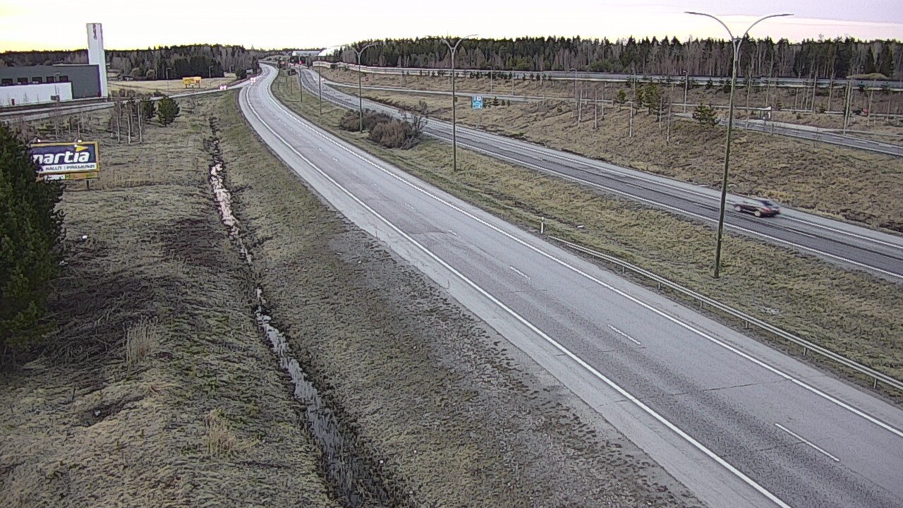 Weather Camera Image Väg 4 Kempele, Zatelliitti, Oulu, Pohjois-Pohjanmaa