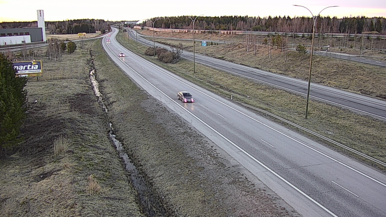 Weather Camera Image Väg 4 Kempele, Zatelliitti, Oulu, Pohjois-Pohjanmaa