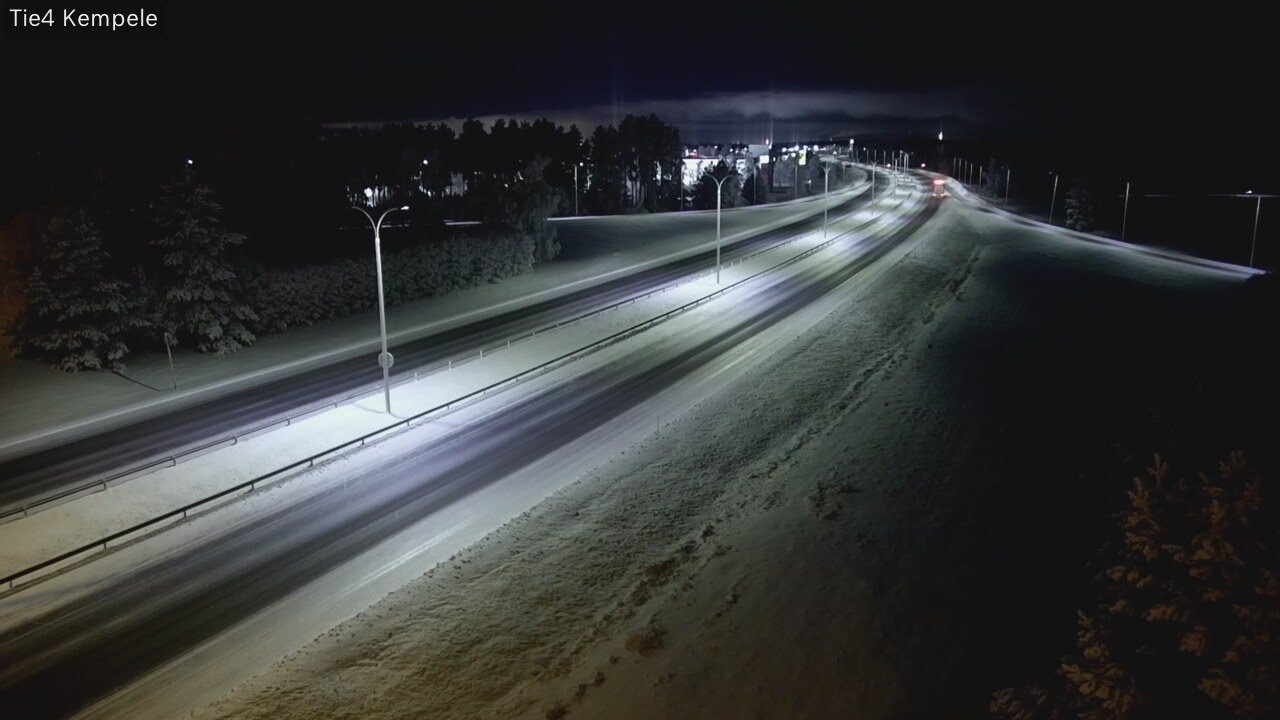 Kelikamerat Kuva Tie 4 Kempele, Zeppelin, Kempele, Pohjois-Pohjanmaa