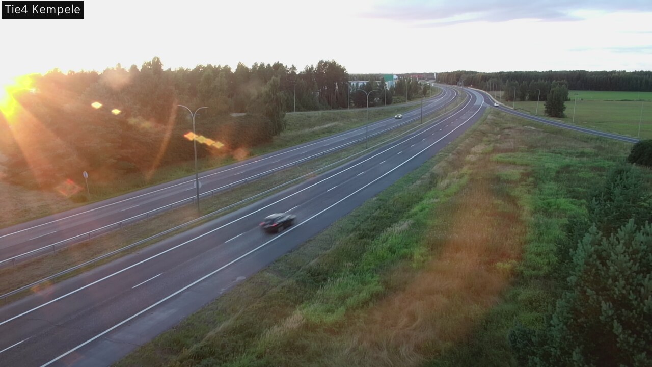 Kelikamerat Kuva Tie 4 Kempele, Zeppelin, Kempele, Pohjois-Pohjanmaa