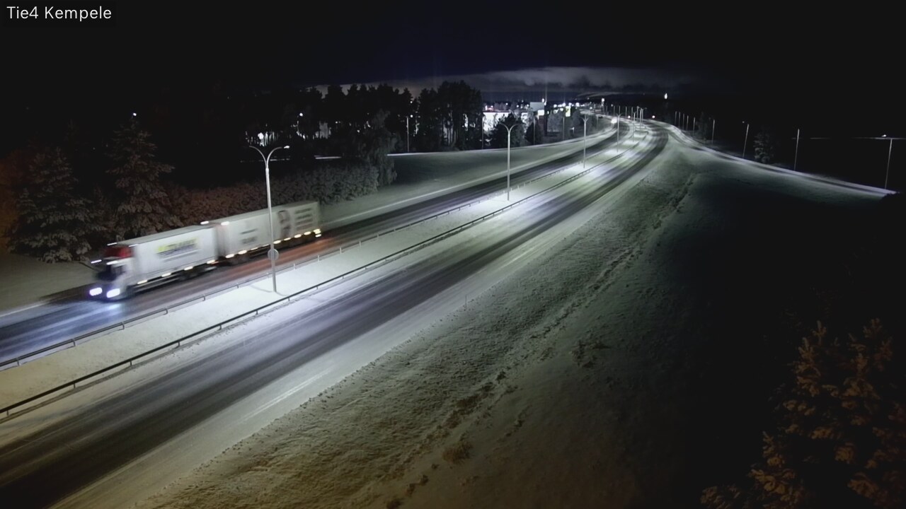 Kelikamerat Kuva Tie 4 Kempele, Zeppelin, Kempele, Pohjois-Pohjanmaa