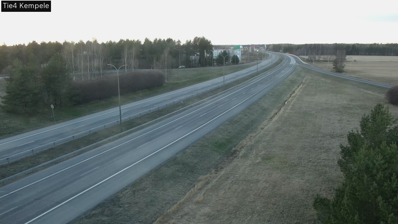 Kelikamerat Kuva Tie 4 Kempele, Zeppelin, Kempele, Pohjois-Pohjanmaa