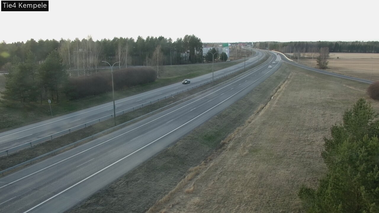 Kelikamerat Kuva Tie 4 Kempele, Zeppelin, Kempele, Pohjois-Pohjanmaa