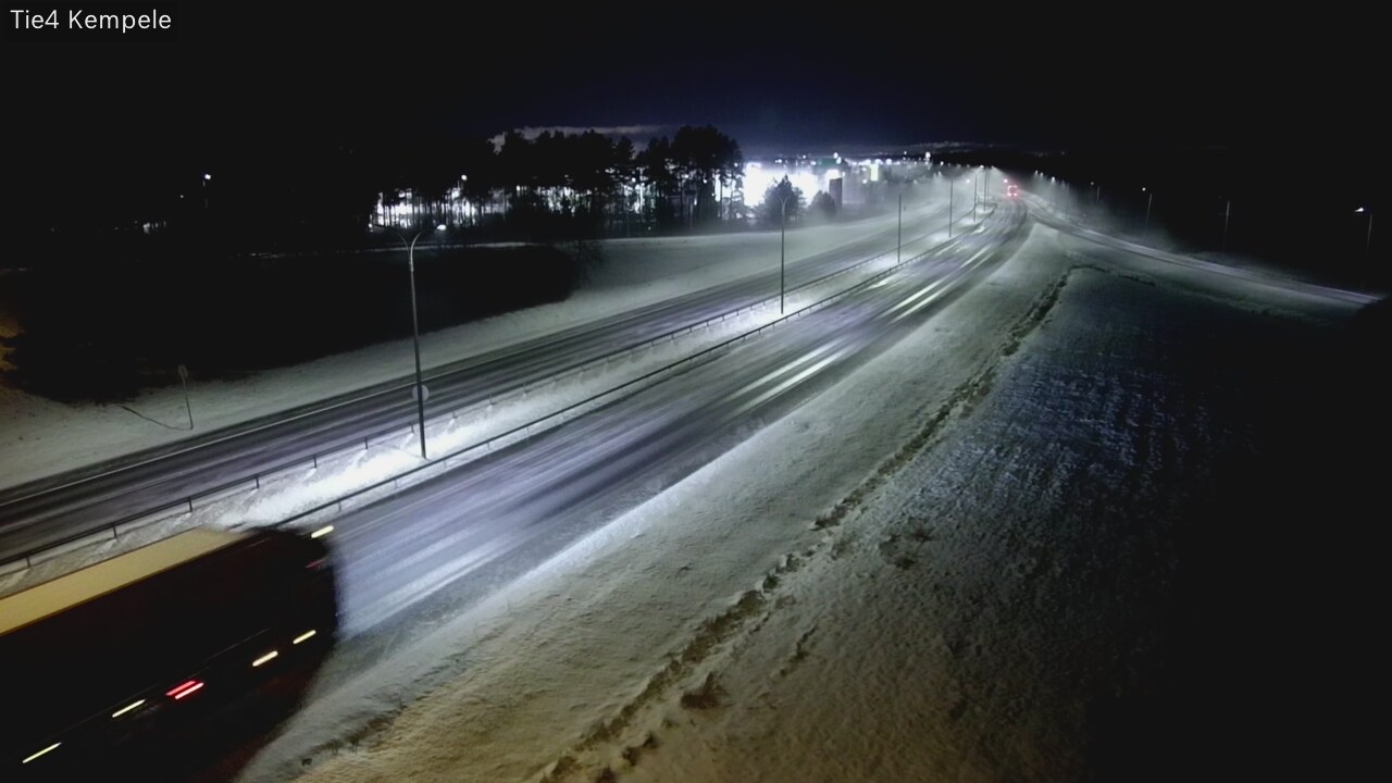 Weather Camera Image Väg 4 Kempele, Zeppelin, Kempele, Pohjois-Pohjanmaa