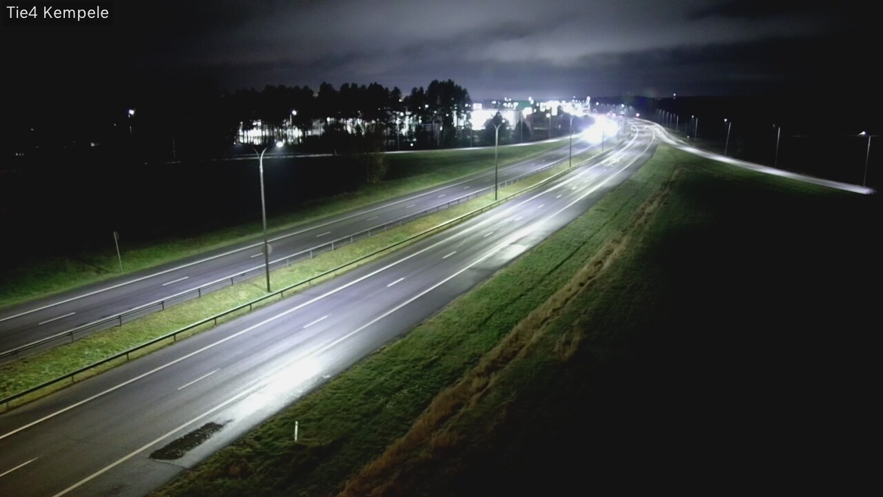 Kelikamerat Kuva Tie 4 Kempele, Zeppelin, Kempele, Pohjois-Pohjanmaa