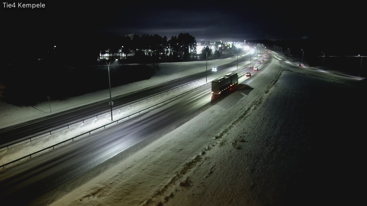 Weather Camera Image Väg 4 Kempele, Zeppelin, Kempele, Pohjois-Pohjanmaa