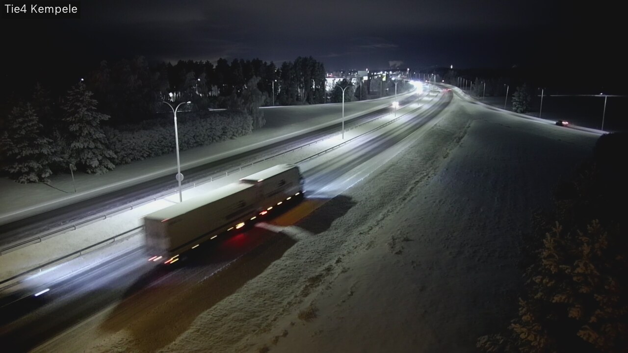 Kelikamerat Kuva Tie 4 Kempele, Zeppelin, Kempele, Pohjois-Pohjanmaa