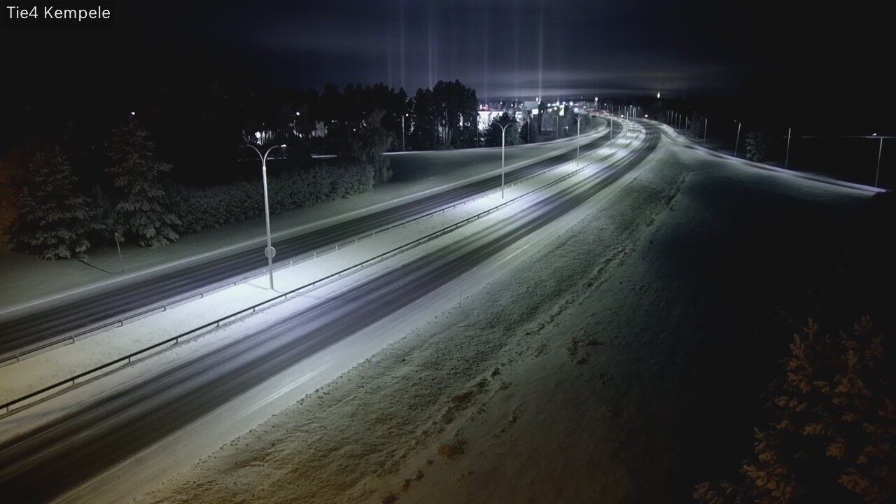 Kelikamerat Kuva Tie 4 Kempele, Zeppelin, Kempele, Pohjois-Pohjanmaa