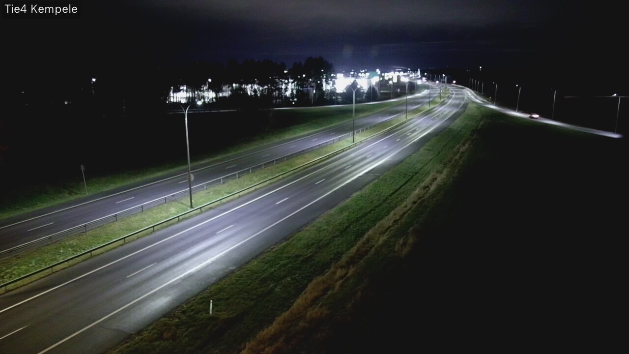 Kelikamerat Kuva Tie 4 Kempele, Zeppelin, Kempele, Pohjois-Pohjanmaa