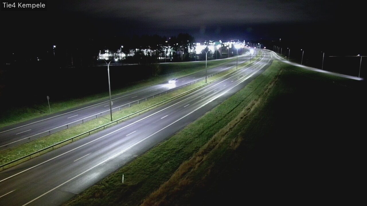 Kelikamerat Kuva Tie 4 Kempele, Zeppelin, Kempele, Pohjois-Pohjanmaa