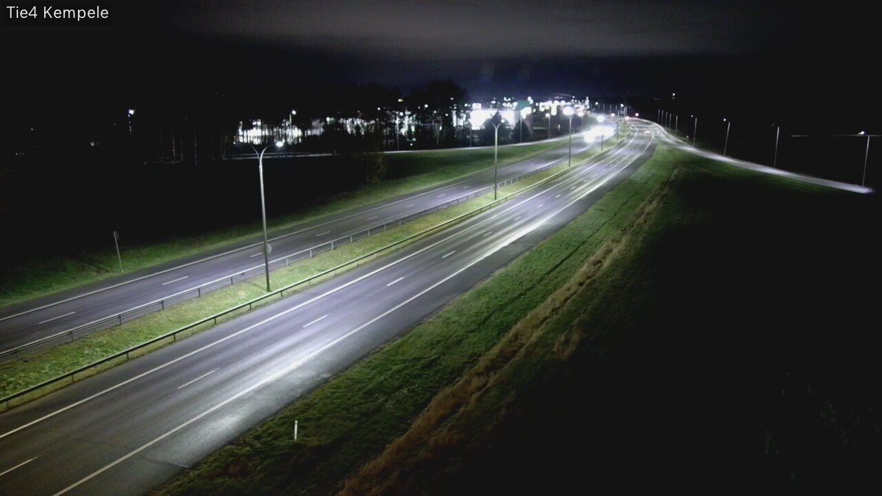 Kelikamerat Kuva Tie 4 Kempele, Zeppelin, Kempele, Pohjois-Pohjanmaa