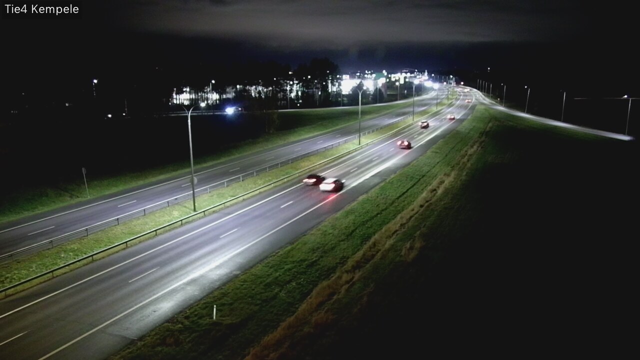 Kelikamerat Kuva Tie 4 Kempele, Zeppelin, Kempele, Pohjois-Pohjanmaa