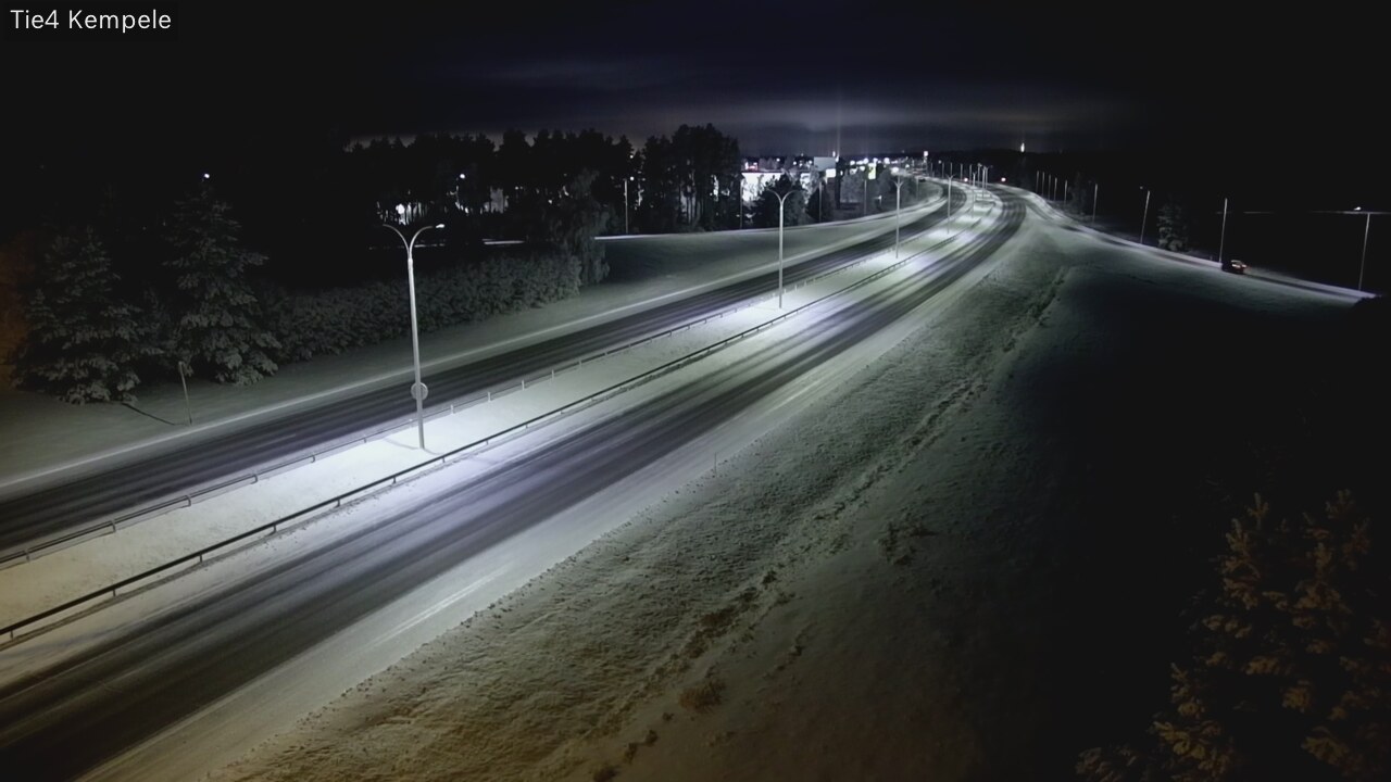 Kelikamerat Kuva Tie 4 Kempele, Zeppelin, Kempele, Pohjois-Pohjanmaa