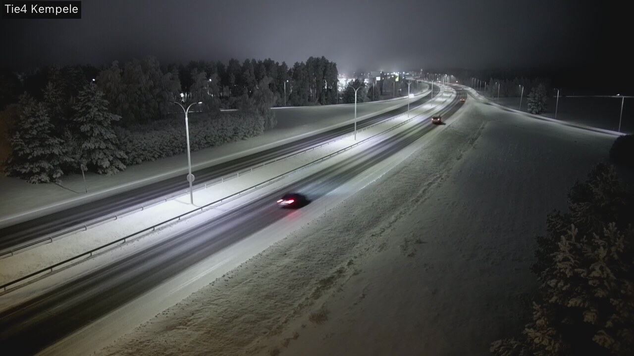 Kelikamerat Kuva Tie 4 Kempele, Zeppelin, Kempele, Pohjois-Pohjanmaa