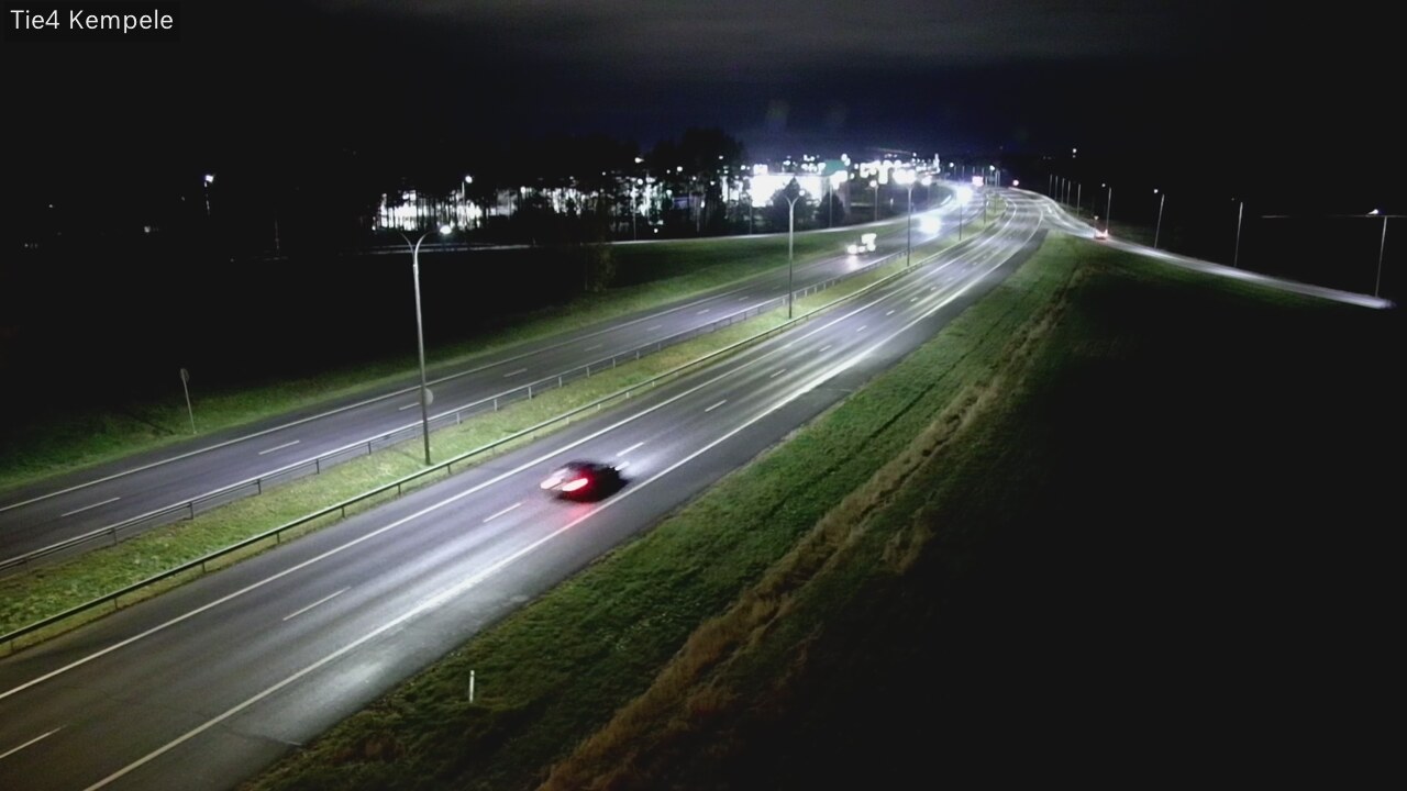 Kelikamerat Kuva Tie 4 Kempele, Zeppelin, Kempele, Pohjois-Pohjanmaa