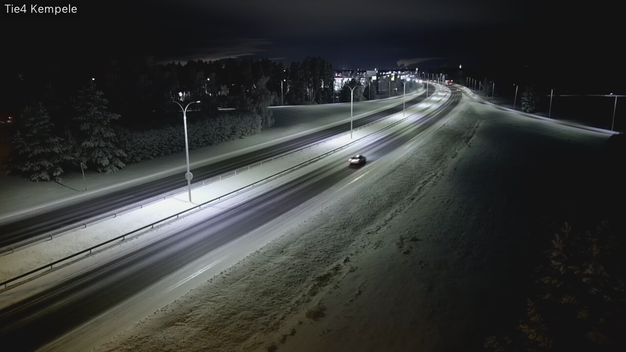 Kelikamerat Kuva Tie 4 Kempele, Zeppelin, Kempele, Pohjois-Pohjanmaa
