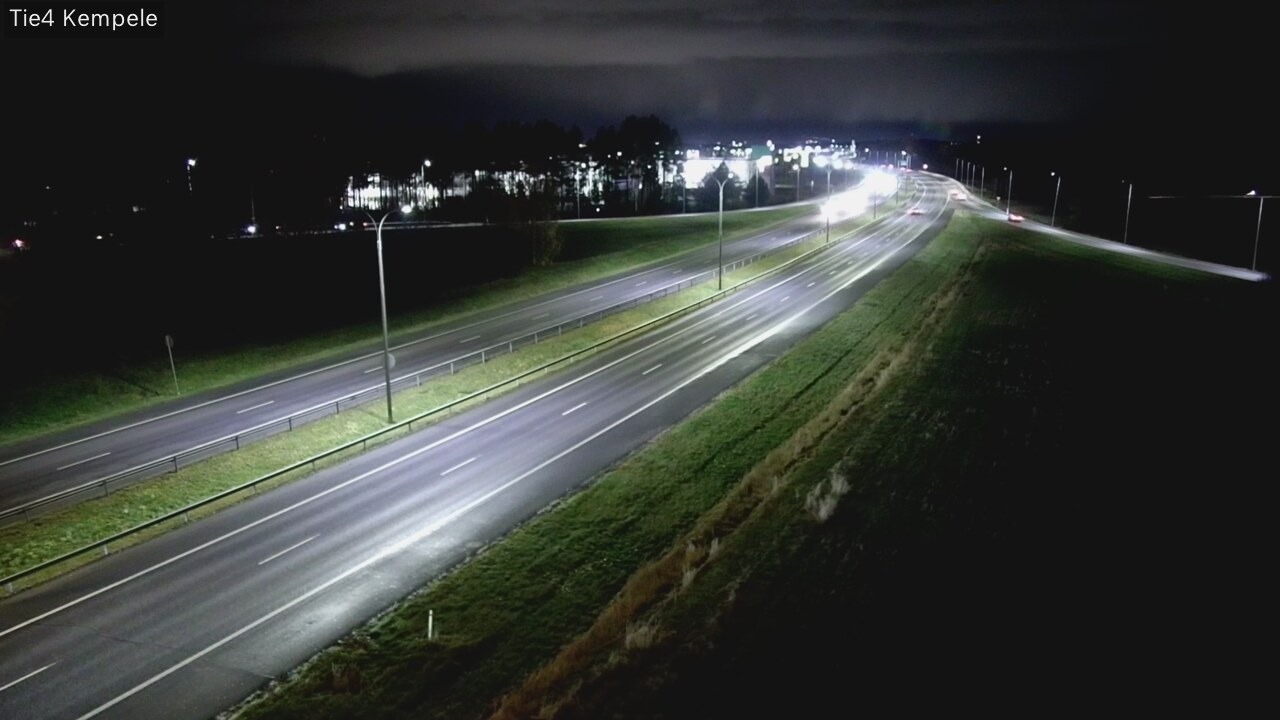 Kelikamerat Kuva Tie 4 Kempele, Zeppelin, Kempele, Pohjois-Pohjanmaa