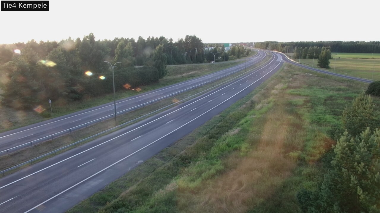 Kelikamerat Kuva Tie 4 Kempele, Zeppelin, Kempele, Pohjois-Pohjanmaa