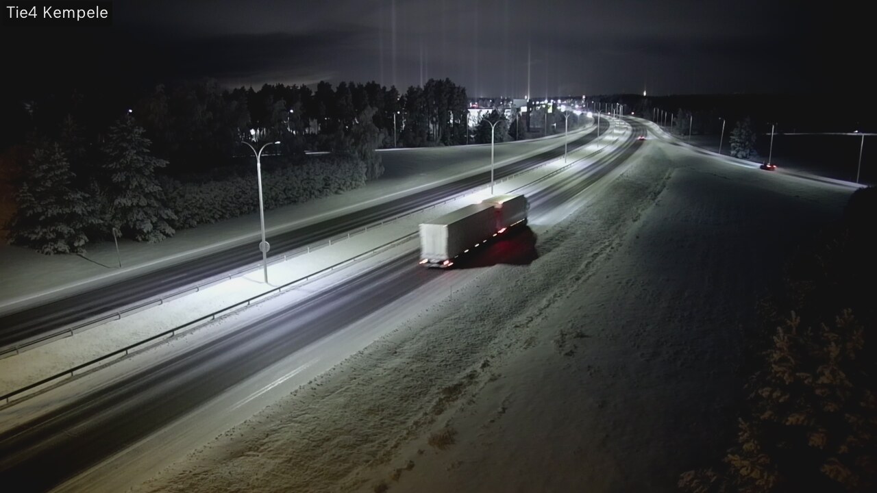 Kelikamerat Kuva Tie 4 Kempele, Zeppelin, Kempele, Pohjois-Pohjanmaa