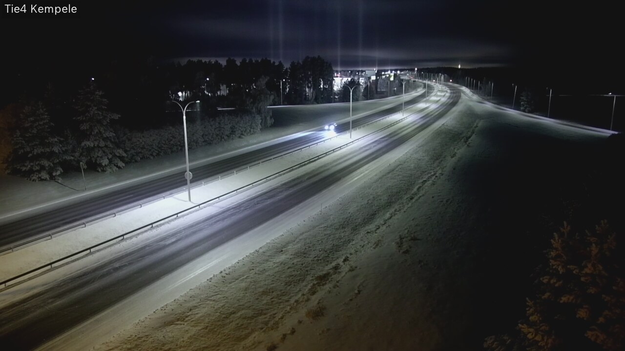 Kelikamerat Kuva Tie 4 Kempele, Zeppelin, Kempele, Pohjois-Pohjanmaa