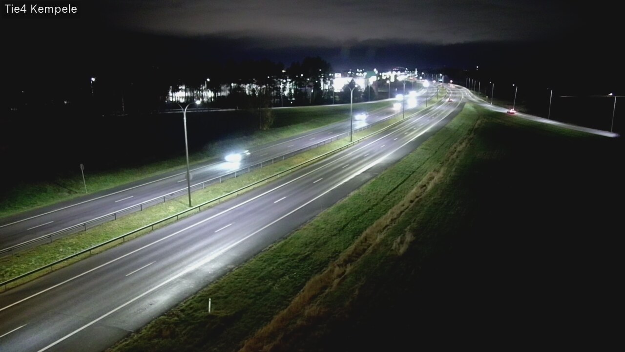 Kelikamerat Kuva Tie 4 Kempele, Zeppelin, Kempele, Pohjois-Pohjanmaa
