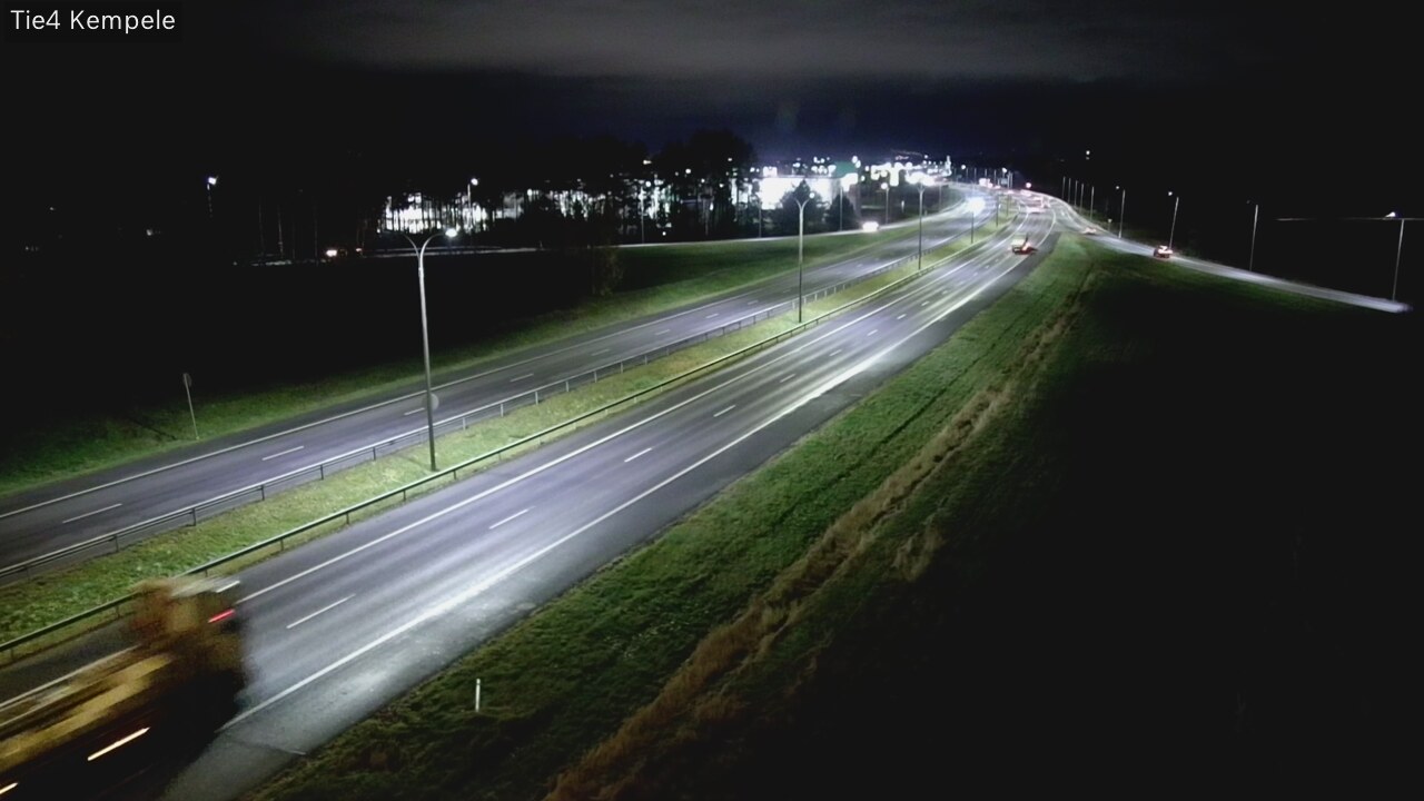 Kelikamerat Kuva Tie 4 Kempele, Zeppelin, Kempele, Pohjois-Pohjanmaa