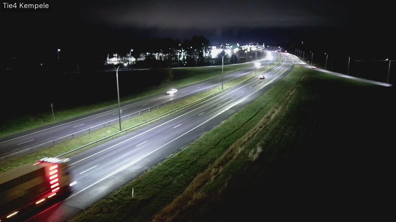 Kelikamerat Kuva Tie 4 Kempele, Zeppelin, Kempele, Pohjois-Pohjanmaa