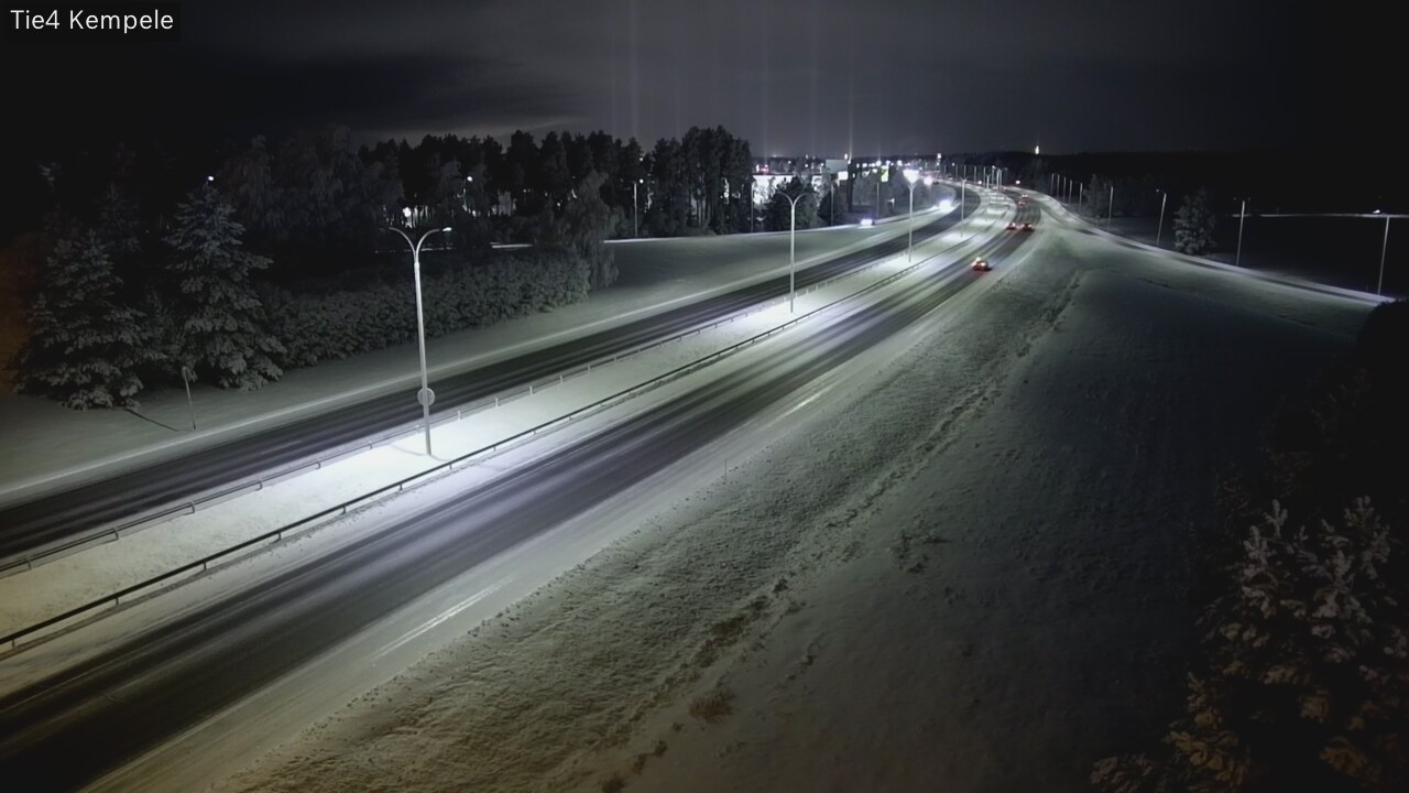 Kelikamerat Kuva Tie 4 Kempele, Zeppelin, Kempele, Pohjois-Pohjanmaa