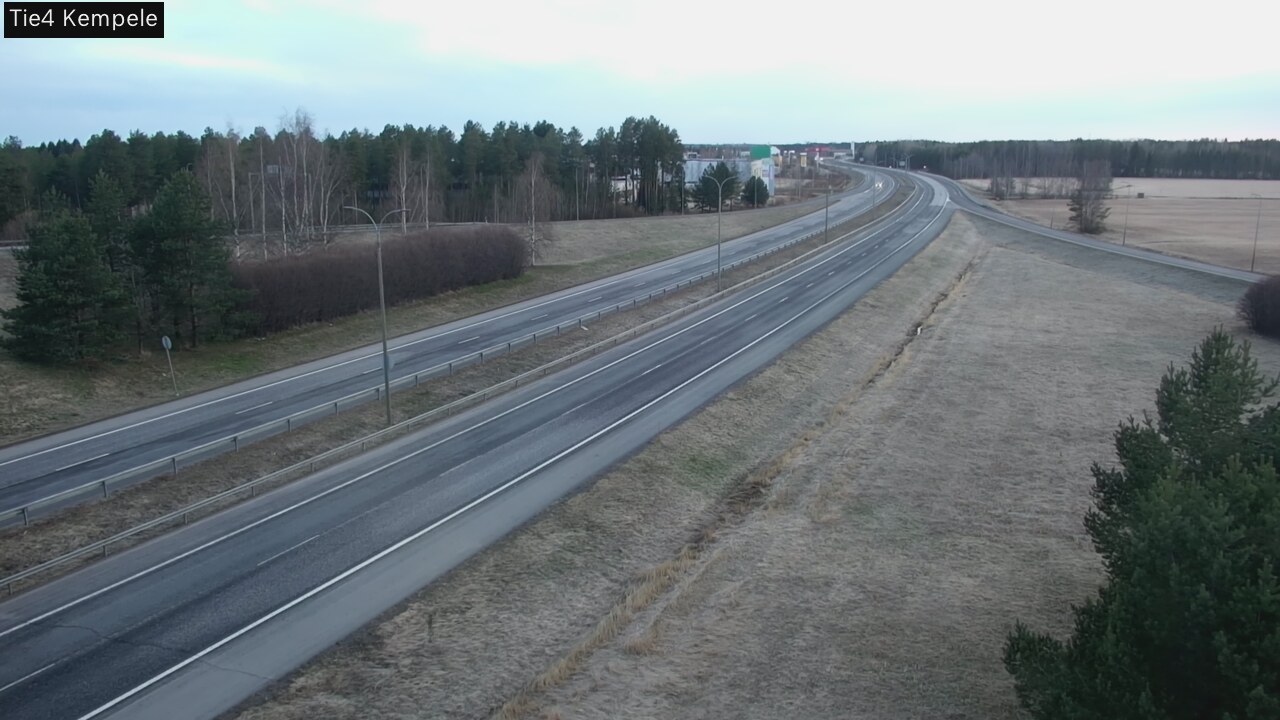 Kelikamerat Kuva Tie 4 Kempele, Zeppelin, Kempele, Pohjois-Pohjanmaa
