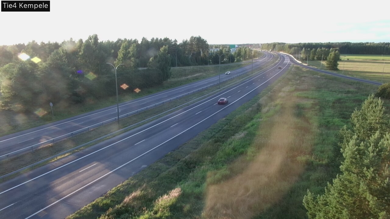 Kelikamerat Kuva Tie 4 Kempele, Zeppelin, Kempele, Pohjois-Pohjanmaa