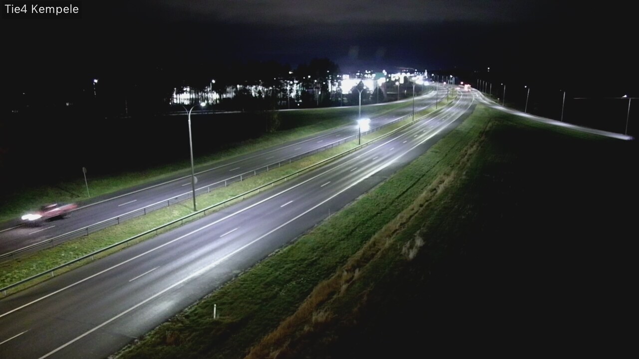 Kelikamerat Kuva Tie 4 Kempele, Zeppelin, Kempele, Pohjois-Pohjanmaa