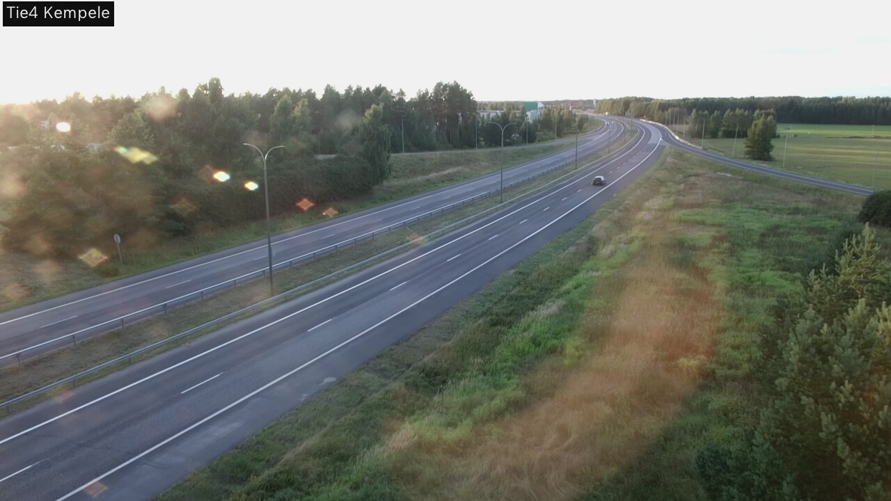 Kelikamerat Kuva Tie 4 Kempele, Zeppelin, Kempele, Pohjois-Pohjanmaa