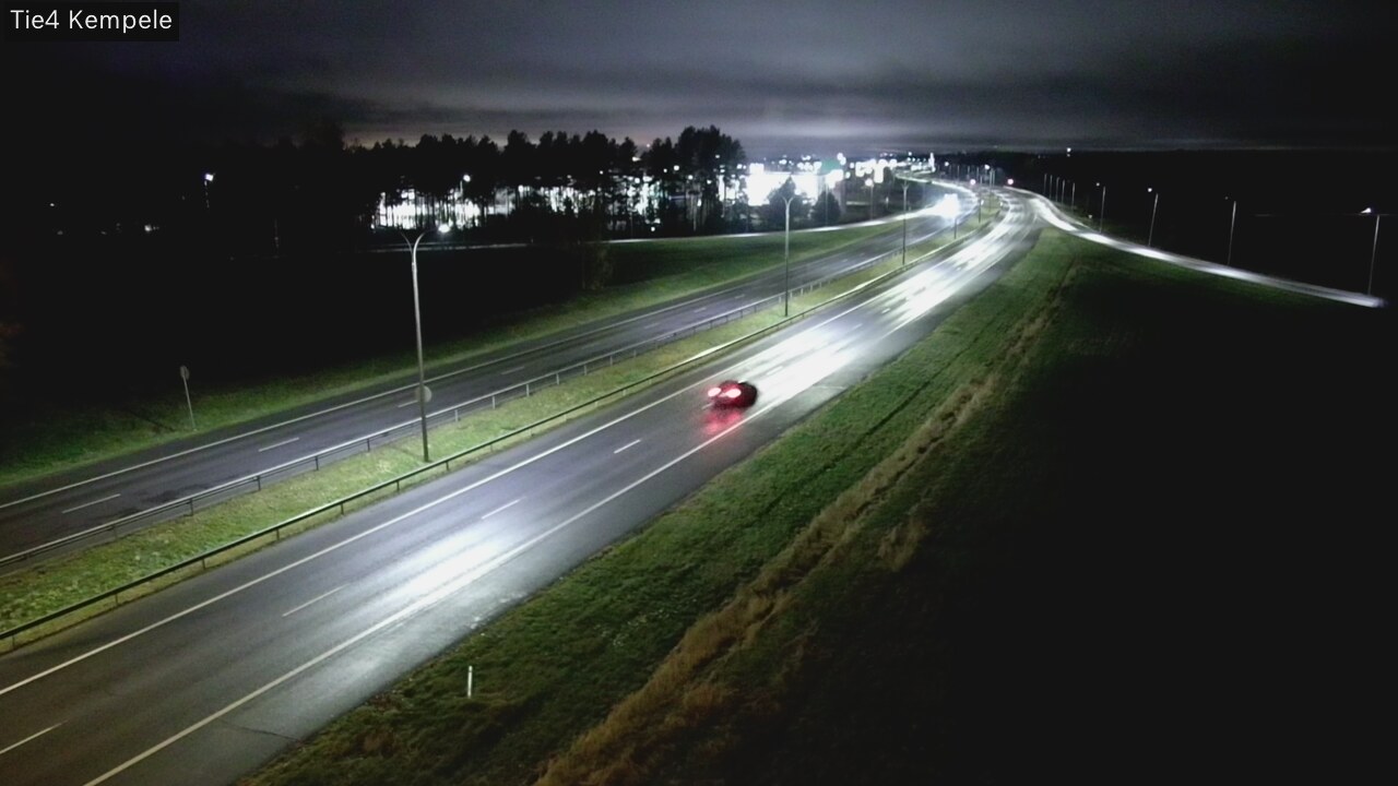 Kelikamerat Kuva Tie 4 Kempele, Zeppelin, Kempele, Pohjois-Pohjanmaa