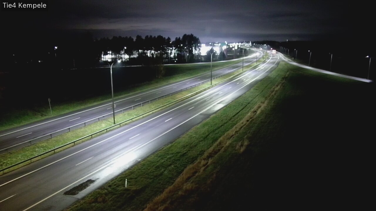 Kelikamerat Kuva Tie 4 Kempele, Zeppelin, Kempele, Pohjois-Pohjanmaa