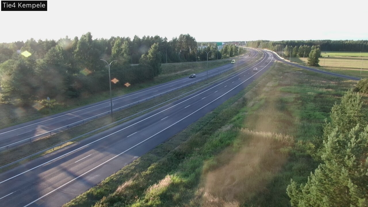 Kelikamerat Kuva Tie 4 Kempele, Zeppelin, Kempele, Pohjois-Pohjanmaa